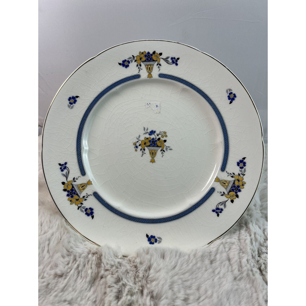 W. H. GRINDLEY & CO LTD  10" DINNER PLATE‎  CHELSEA IVORY ENGLAND